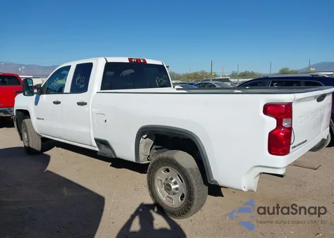 2015 Chevrolet Silverado 2500Hd Wt z USA, uszkodzony, nr VIN 1GB2CUEG9FZ122068